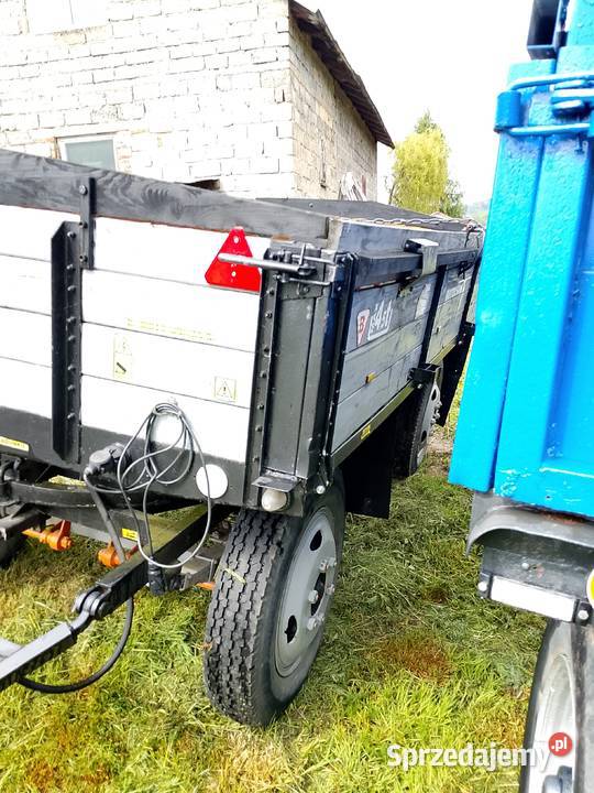 Sprzedam przyczepę Trzciana