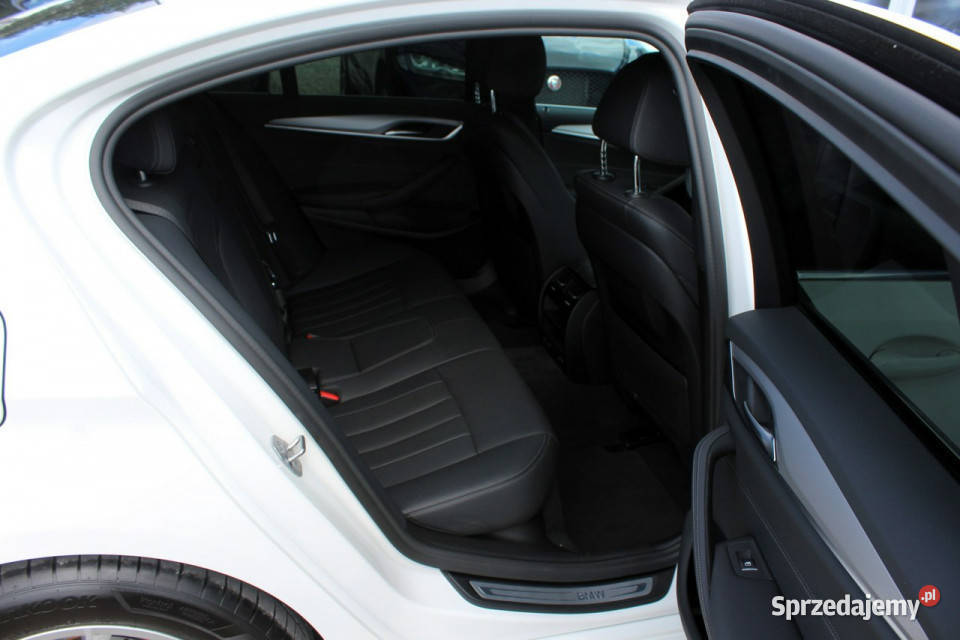 BMW 518 Salon FV23 Skóra Nawigacja LED Ambient mazowieckie sprzedam