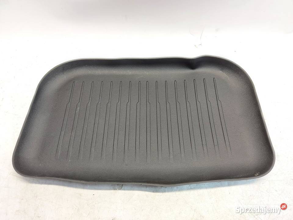 TESLA MODEL Y 2022r WYKŁADZINA WNĘKI sprzedam