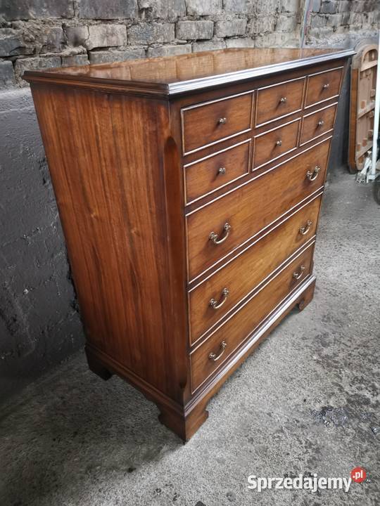 Elegancka szafka barek w empirowym Wałbrzych