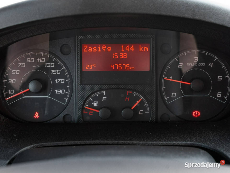 Citroen Jumper WJ6520MJumper 35 BlueHDi L3H2 elektryczne lusterka Pępowo