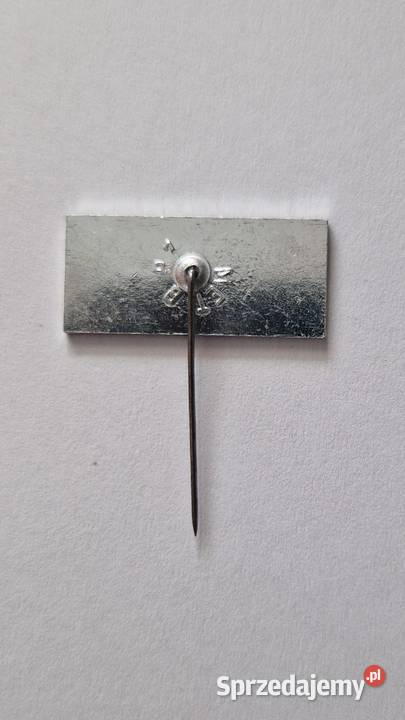 Przypinkawpinkapin do filmu Człowiek z żelaza Warszawa