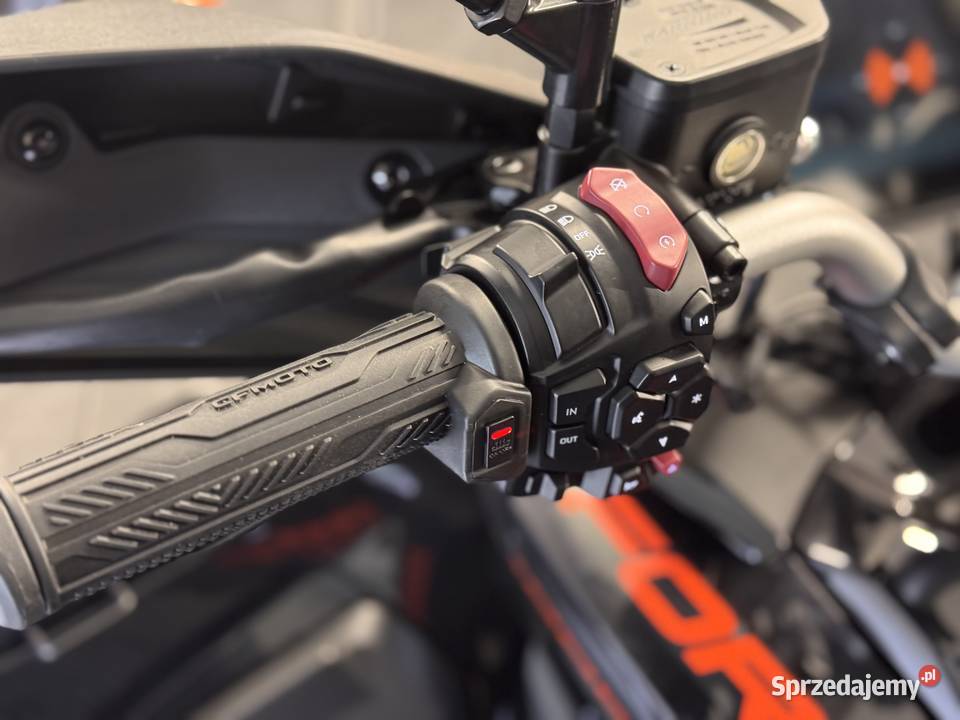 Quad CFMOTO CFORCE 1000 PREMIUM ABS Bumpery łódzkie Kobiele Wielkie sprzedam