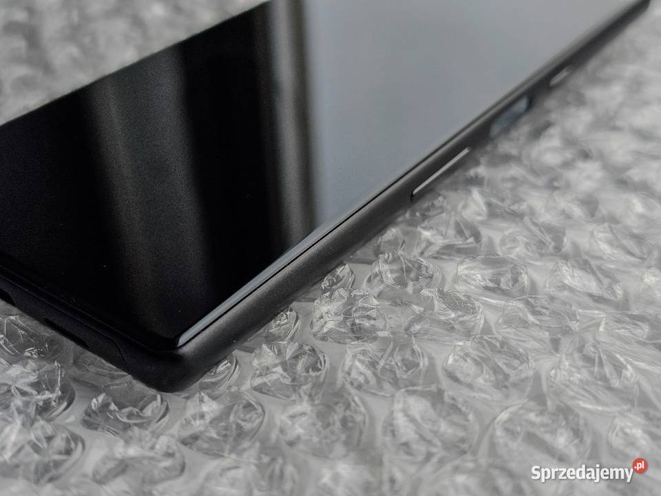 Sony Xperia 10 I4113 364 GB czarna stan etui i sprzedam