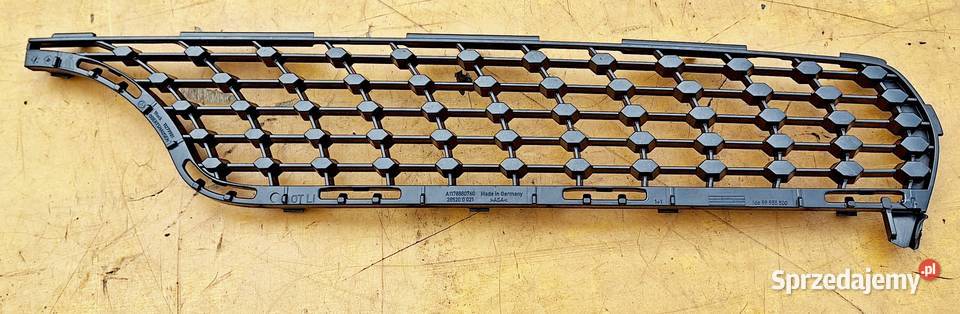 MERCEDES CLA W117 KRATKA ATRAPY GRILL Karoseria