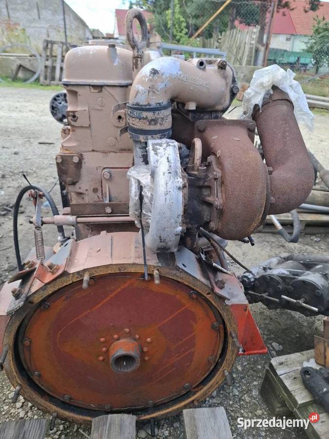 Silnik Leyland SW 680 turbo kombajn zbożowy BS Bizon Targoszyn