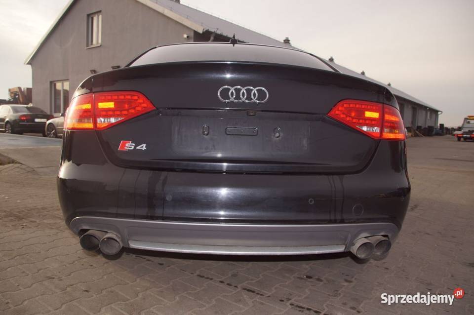 KLAPA TYLNA TYŁ LZ9Y AUDI S4 B8 CZARNA SEDAN osobowe Pozostałe Lipno