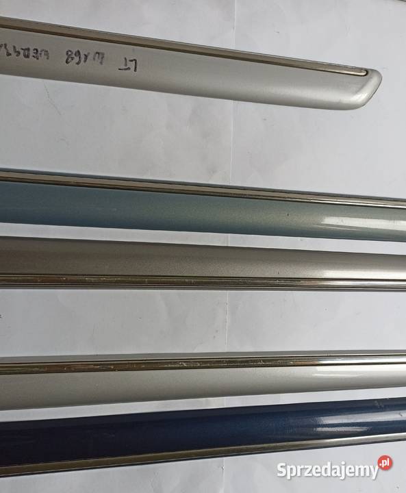 Listwa drzwi Mercedes w168 long chrom