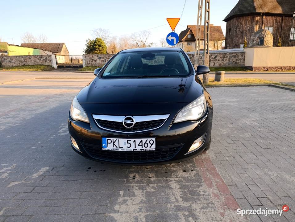 Opel Astra J COSMO 16 Turbo 180 Czarna Perła