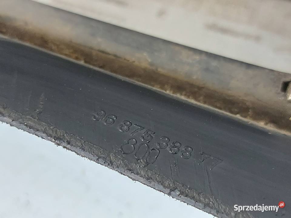 CITROEN DS3 12r 9687534777 zderzak przód osobowe Kielce