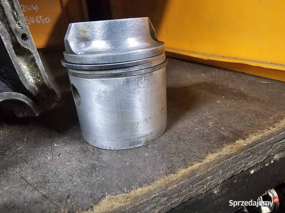 Yamaha 4 AC cylinder tłok 4 4ac blok silnika dolnośląskie Jelenia Góra