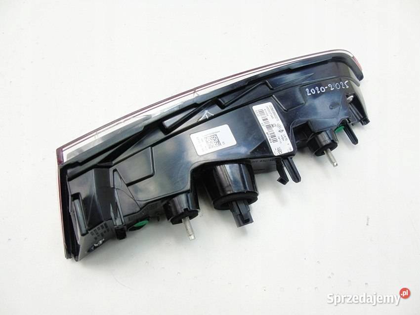 Lampa lewy tył na klapę bagażnika Renault Captur Sosnowiec sprzedam