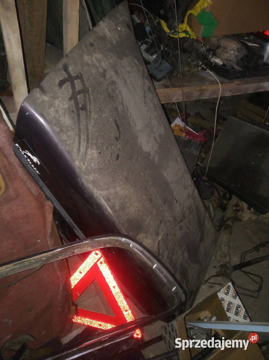Pokrywa klapa bagażnika Mercedes W124 sedan Sławno