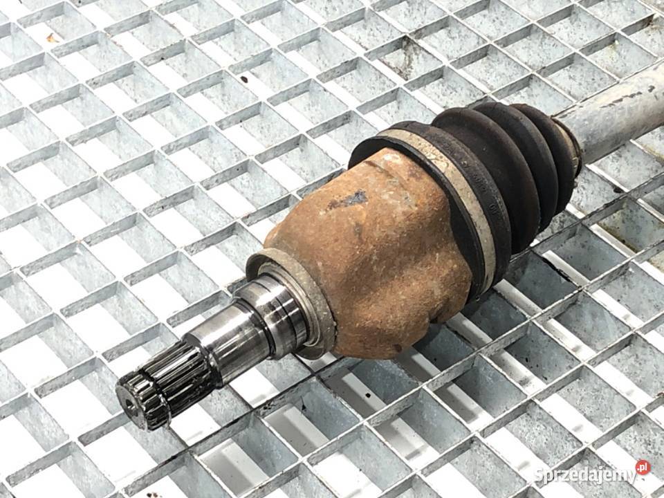 PÓŁOŚ PRAWY PRZÓD TOYOTA YARIS III 14 90 PRZEGUB Półosie podkarpackie