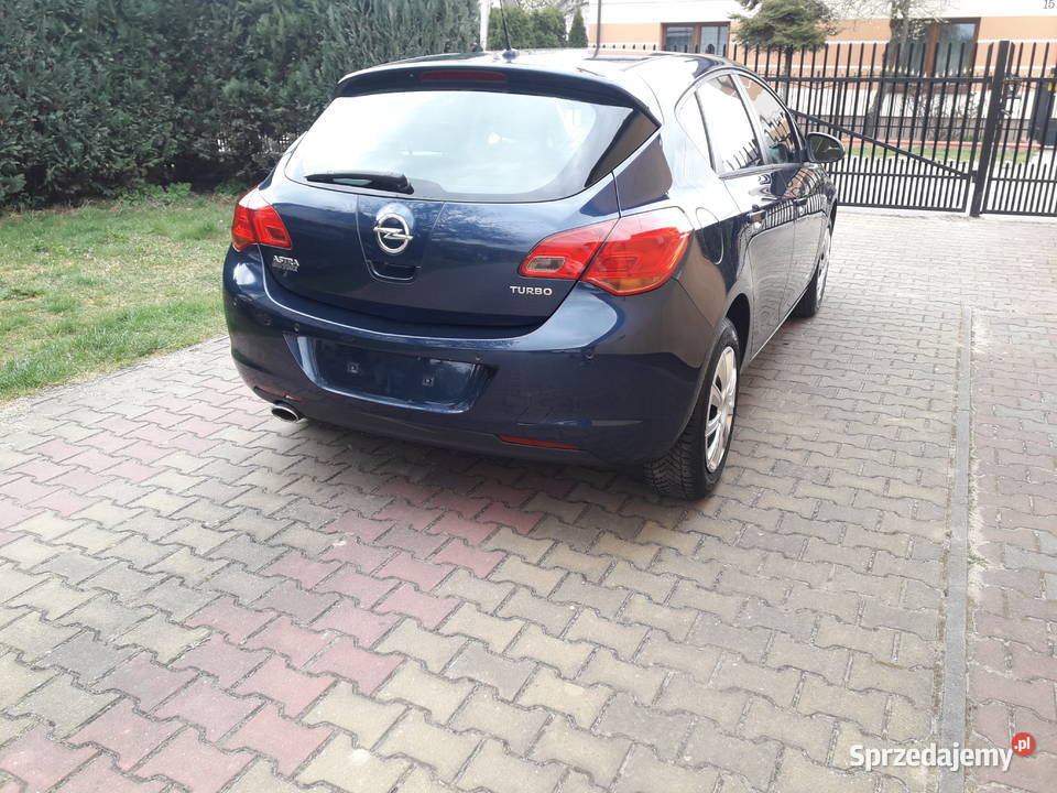 Opel Astra j 14turbo orginał sprowadzony Iłża sprzedam