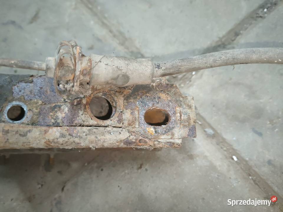 Wahacz wahacze tył tylny dół dolny Audi a4 b5 Sanok
