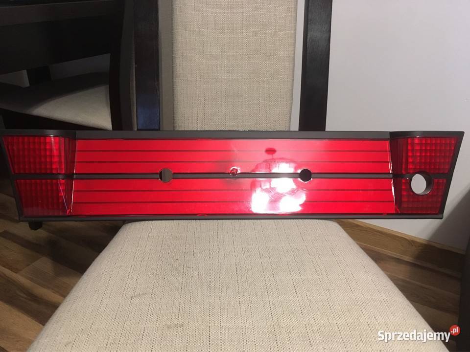 Blenda tylnej klapy BMW E34 nie HELLA Kutno sprzedam