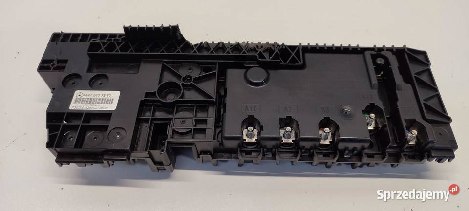 MERCEDES VITO W447 SKRZYNKA BEZPIECZNIKÓW osobowe Skrzynki bezpieczników