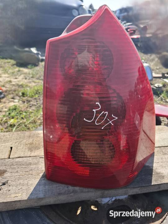 Lampa Prawa Tył Peugeot 307 Kombi Pozostałe Wisznice