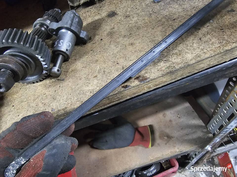 Suzuki GS 500 ślizg prowadnica łańcucha