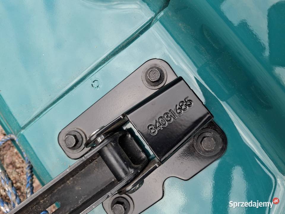 VOLVO FM FM4 SPOILER DACHOWY OWIEWKA ORYGINAŁ Bieleń