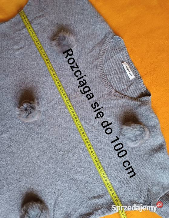 Sweter szary z ozdobnymi pomponami z futerka Cieszyn sprzedam