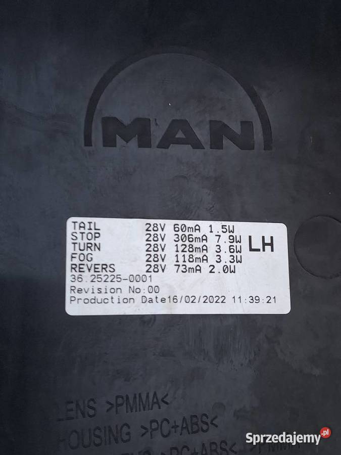 MAN LIONS COACH LAMPA LEWA TYLNA LEWY TYŁ Bieleń