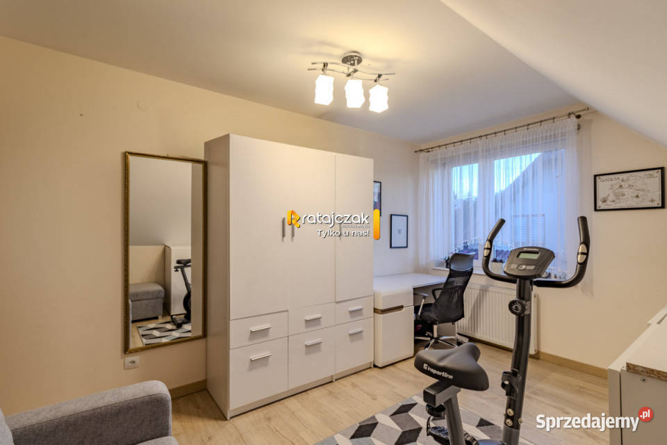 Sprzedam dom wolnostojący 1073m Reda 722m2