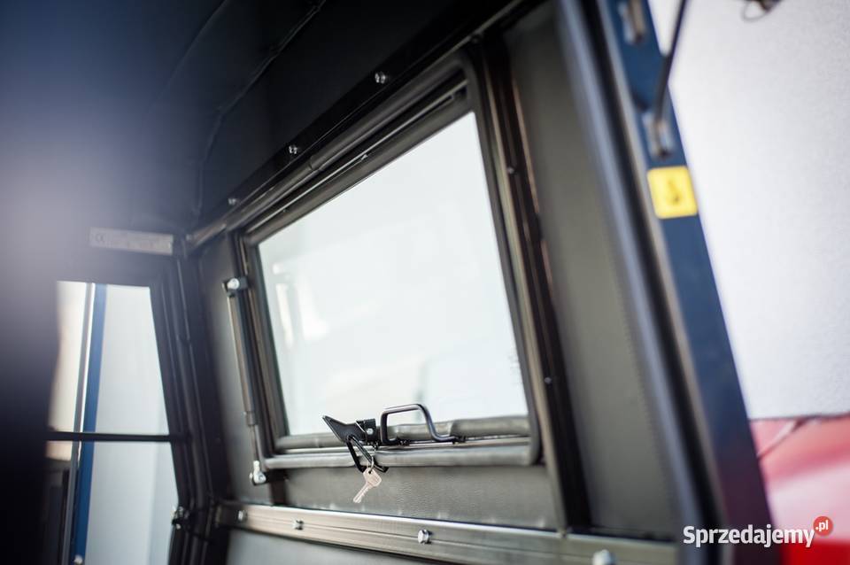 Kabina Bizon Z 056 PREMIUM Naglak kabiny do Rogóźno