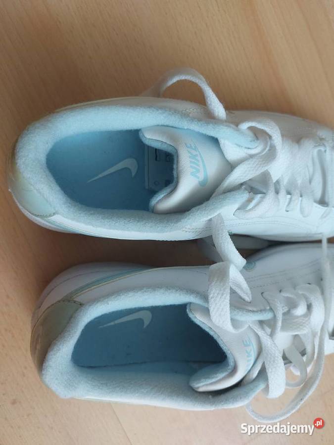 Buty sportowe NIKE R36 Pisz sprzedam