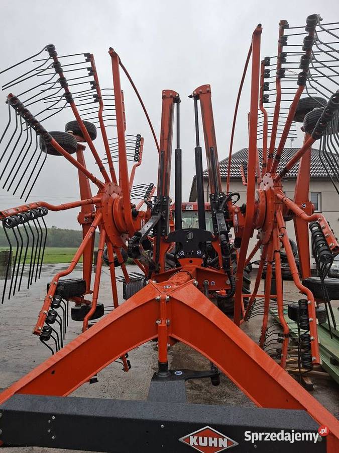 Zgrabiarka kuhn stan celujący w orginale fendt Faszcze