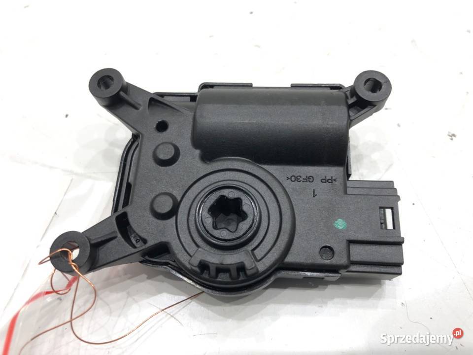 SILNIK NAGRZEWNICY SKODA 2Q0907511F SUPERB III