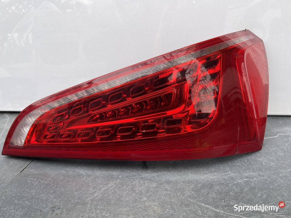 AUDI Q5 LED PRAWA LAMPA TYŁ Ostroróg