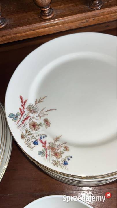 Talerzyk deser Royal Ivory Bohemia Made in Porcelana i szkło Gdańsk
