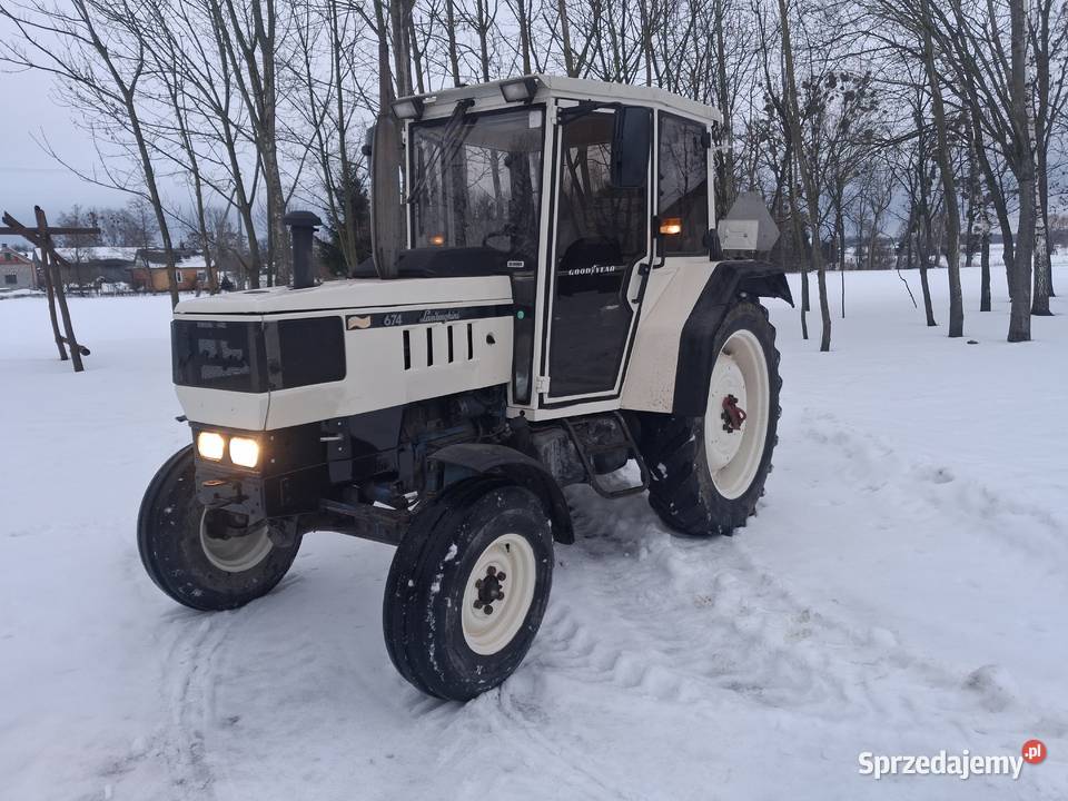 Traktor Lamborghini 674 Buśno