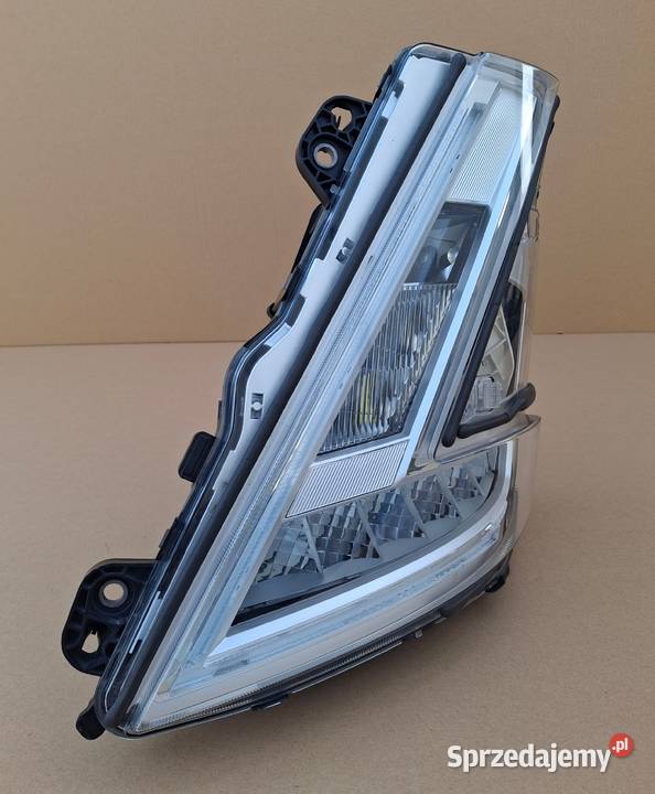 VOLVO FH5 FH 5 REFLEKTOR LEWY FULL LED LAMPA Części samochodowe Bieleń