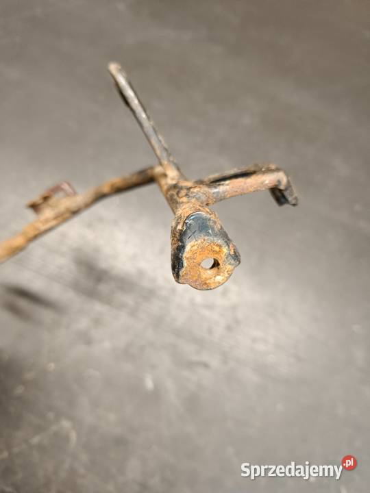 Stelaż uchwyt mocowanie lampy przód czachy Gołaczewy