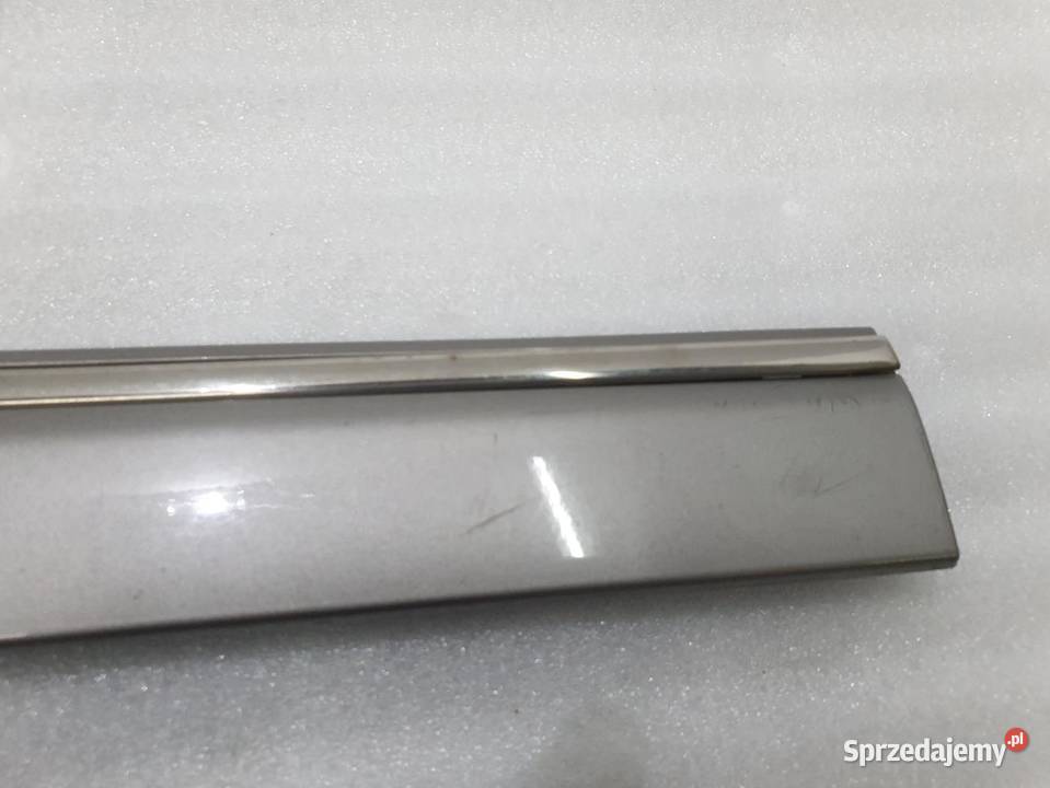 LISTWA DRZWI PRAWA TYŁ MERCEDES W203 2036905262 osobowe wielkopolskie