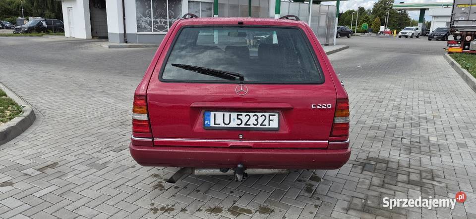 Mercedes Benz w124 e220 stan kolekcjonerski