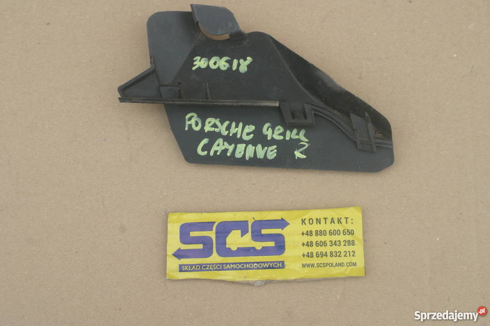 PORSCHE CAYENNE ŚRODKOWA KRATKA ZDERZAKA osobowe Bieleń