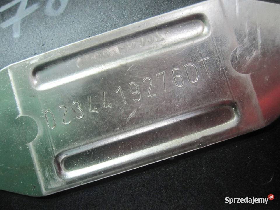 DISCOVERY 08r 27 TDV6 276DT 190 pokrywa zaworów