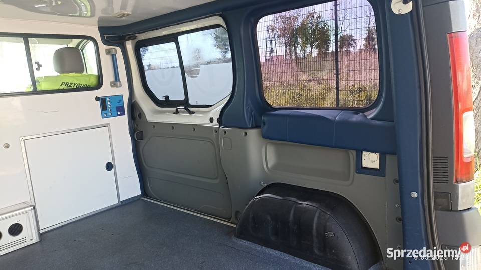 Opel Vivaro 2011r Maków Mazowiecki sprzedam