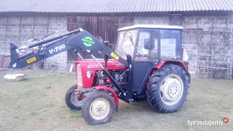 Ładowacz czołowy firmy Agrosped model V700 Zetor Czarnocin