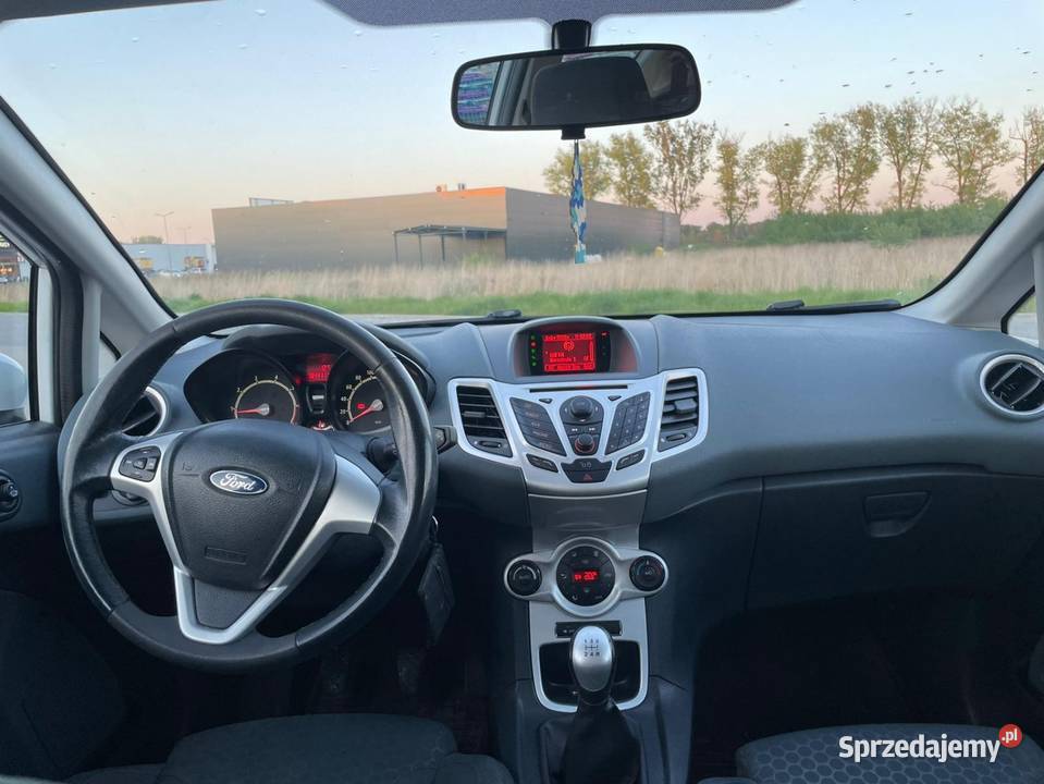 Ford fiesta mk7 2010R Ford fiesta mk7 2010r 184