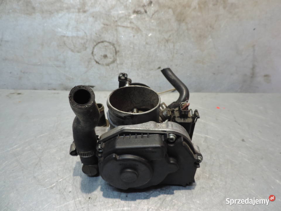 VW PASSAT B5 18 20V PRZEPUSTNICA 408237212002 Nowy Sącz