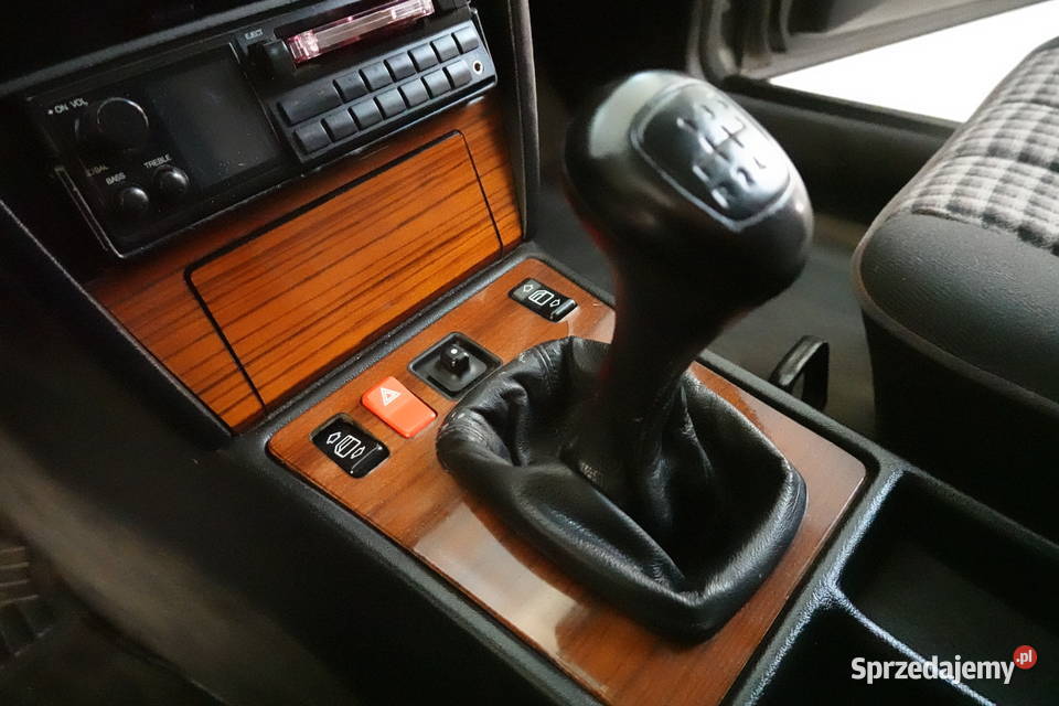 Mercedes 190E W201 18 1993 wyjątkowy egzemplarz garażowany W201  łódzkie Zgierz