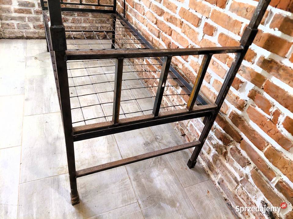 Metalowe łóżko wojskowe z demobilu idealne do Kraków