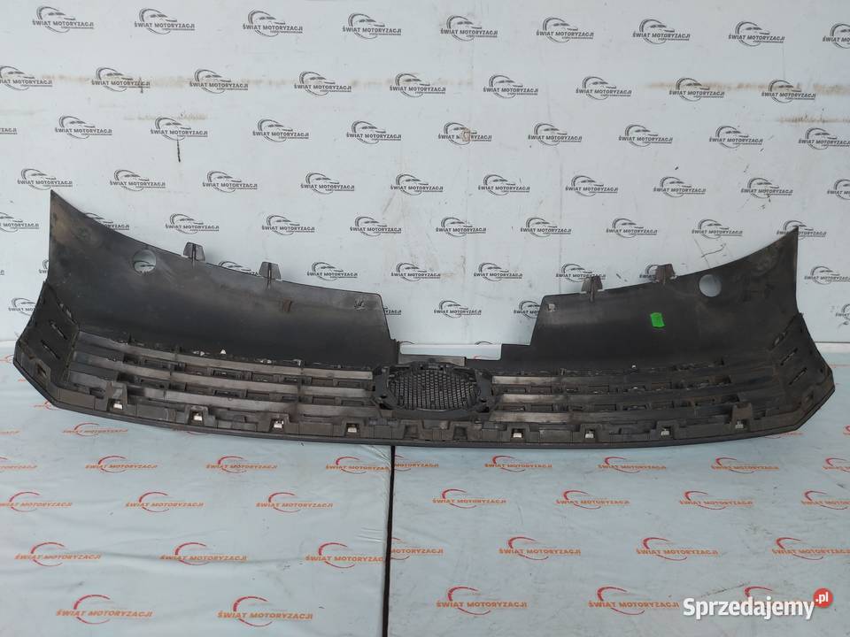 VW PASSAT 20 TDI 13r grill atrapa 3AA853653 osobowe Kielce