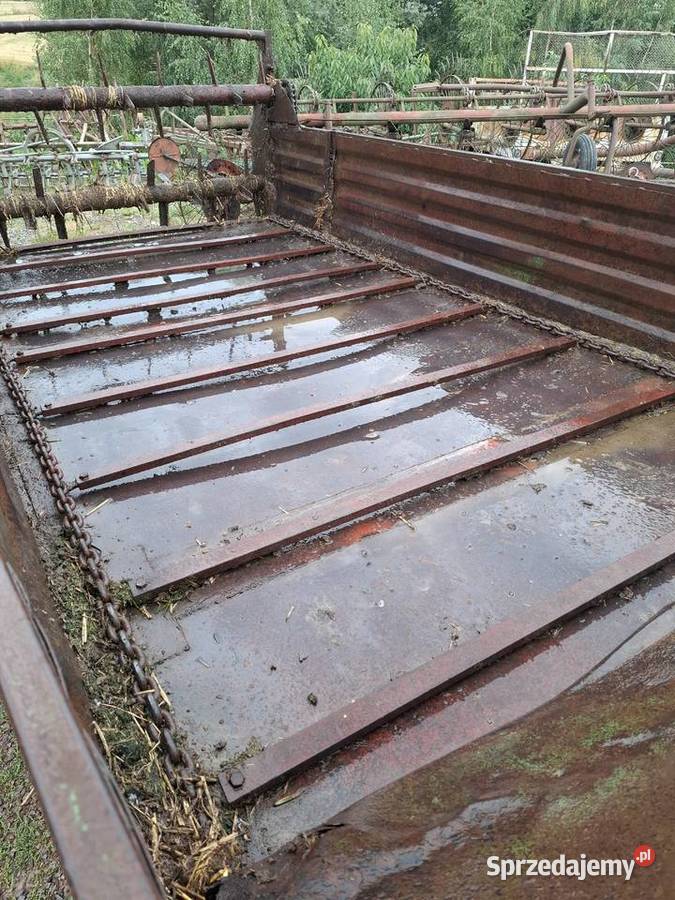 Rozrzutnik obornika 25 tony Nowa Słupia sprzedam