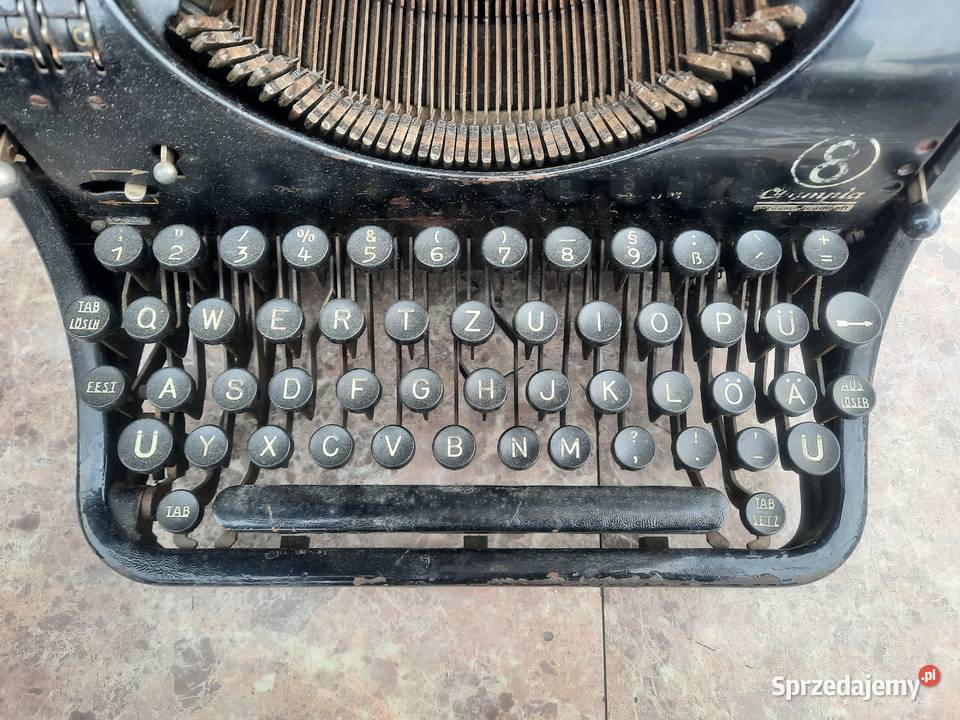 Stara maszyna do pisania Olympia 8 gabinetowa Tczew